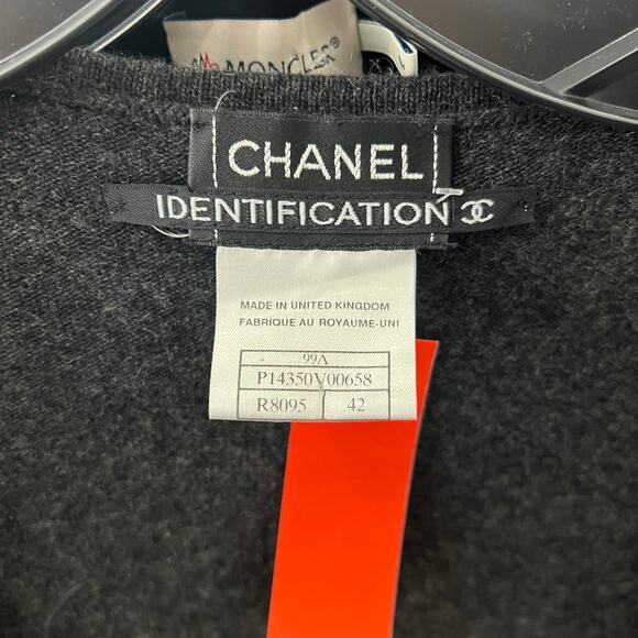 CHANEL 1999A Charcoal Gray Cashmere Wrap Cardigan Sweater Set sz FR 38/6-42/10 - Picture 12 of 16
